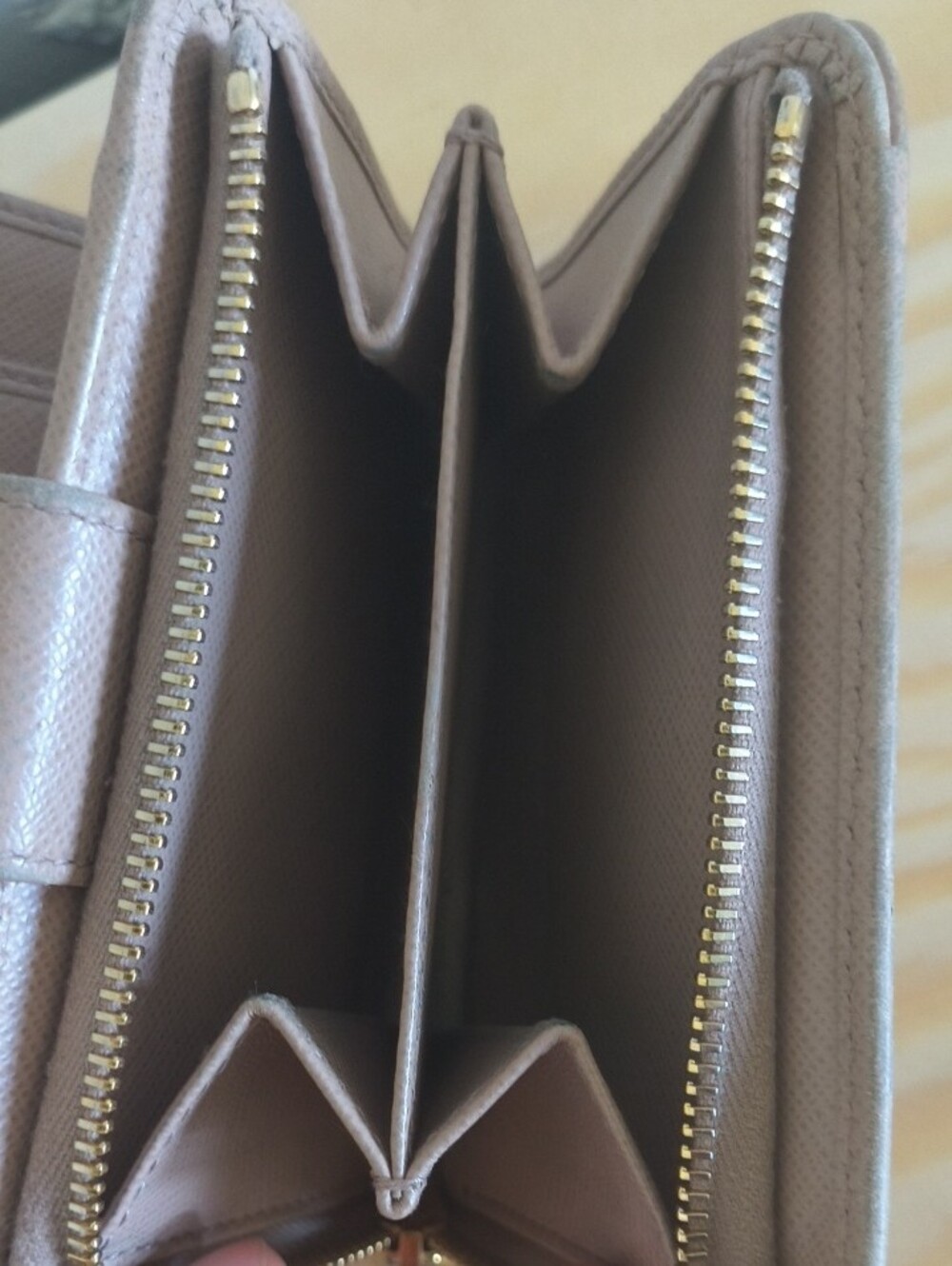 Prada Blush Pink Saffiano Leather Zip Wallet with Gold Logo - Picture 6 of 8